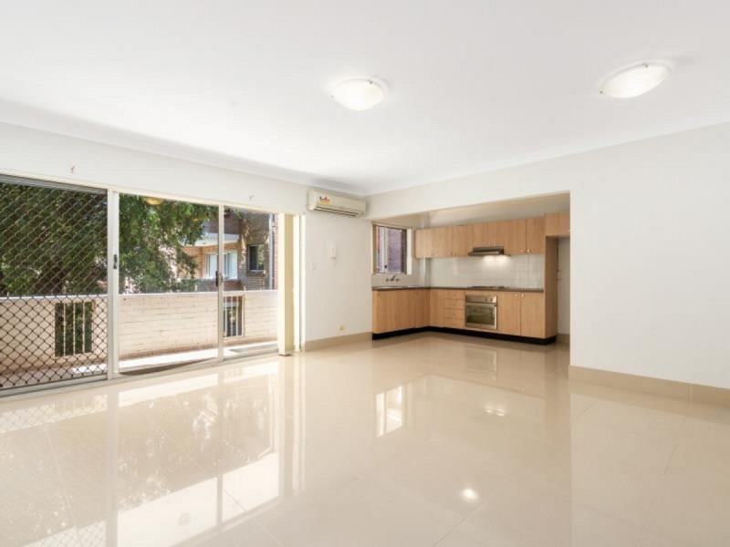 21/10-12 Thomas Street, Parramatta NSW 2150
